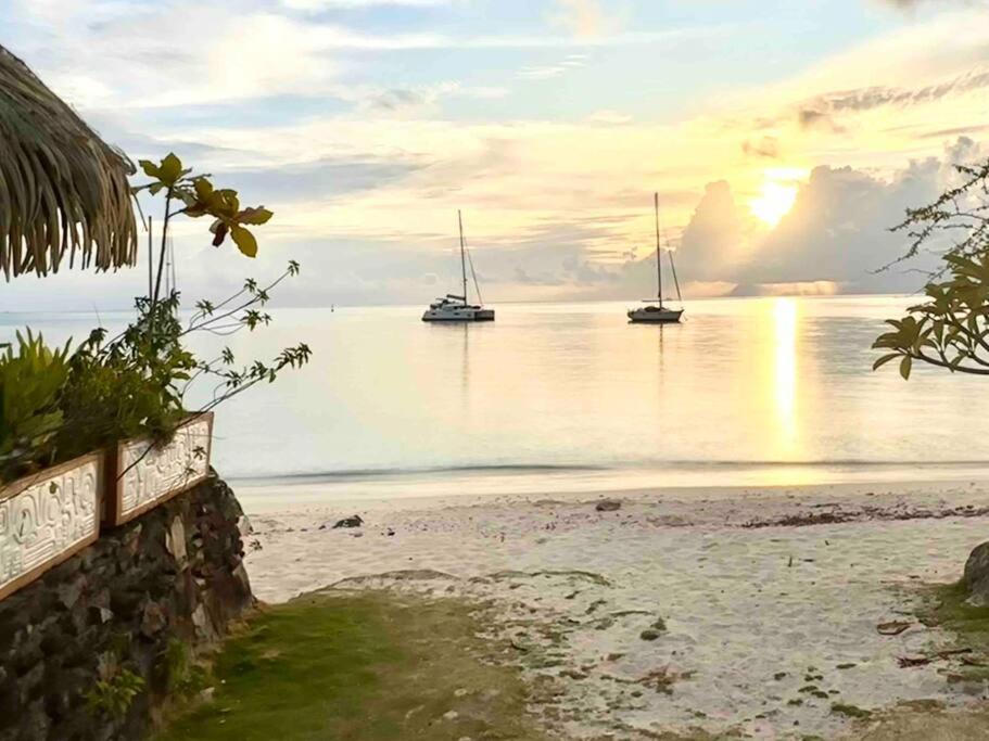 Meri Lodge Huahine Fare Esterno foto